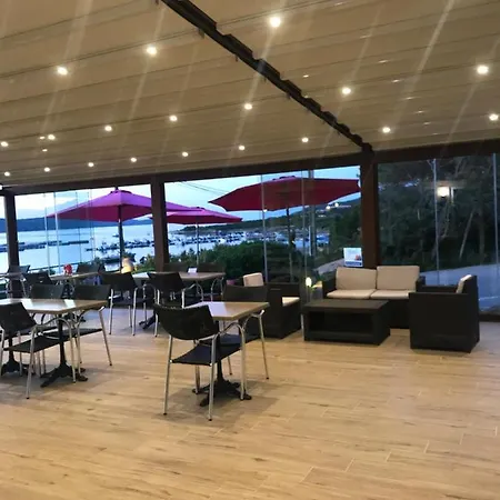 高尔夫酒店